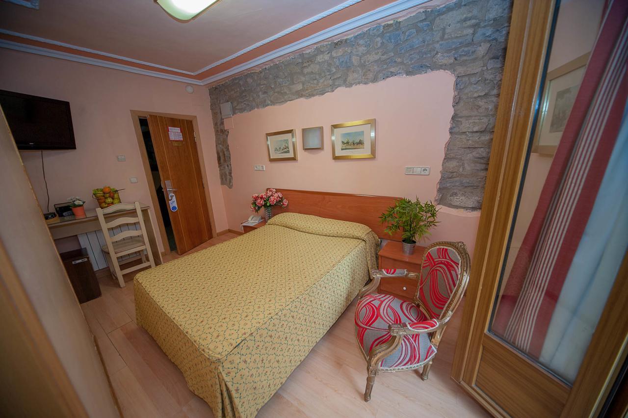 Hotel Mur Jaca Dış mekan fotoğraf