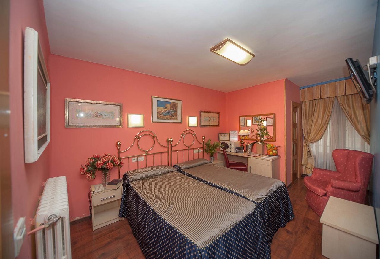 Hotel Mur Jaca Dış mekan fotoğraf